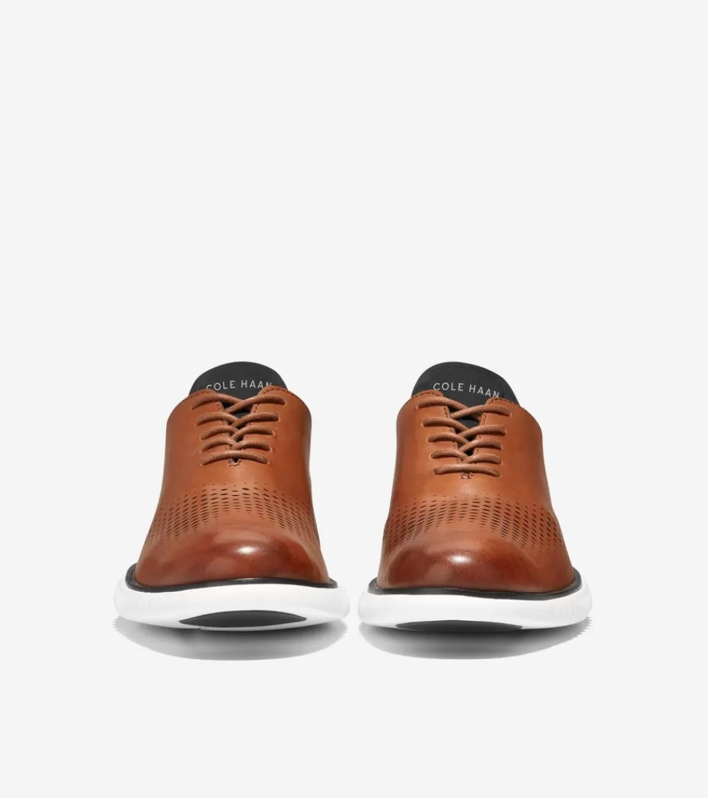 Men's 2.ZERØGRAND Laser Wingtip Oxfords*Cole Haan Sale